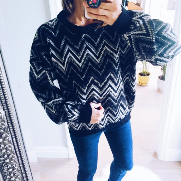 Vintage 80s 90s Zig Zag Sweater - Picture 3 of 6